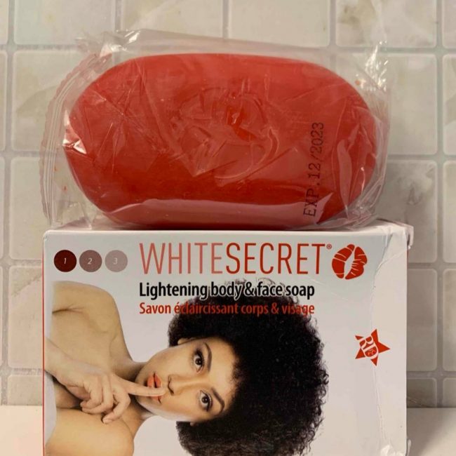 WHITE SECRET LIGHTENING BODY SOAP
